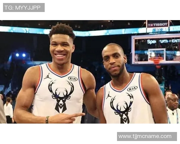 字母哥:米德尔顿被交易后感觉很诡异 此前每场比赛他都在我身边